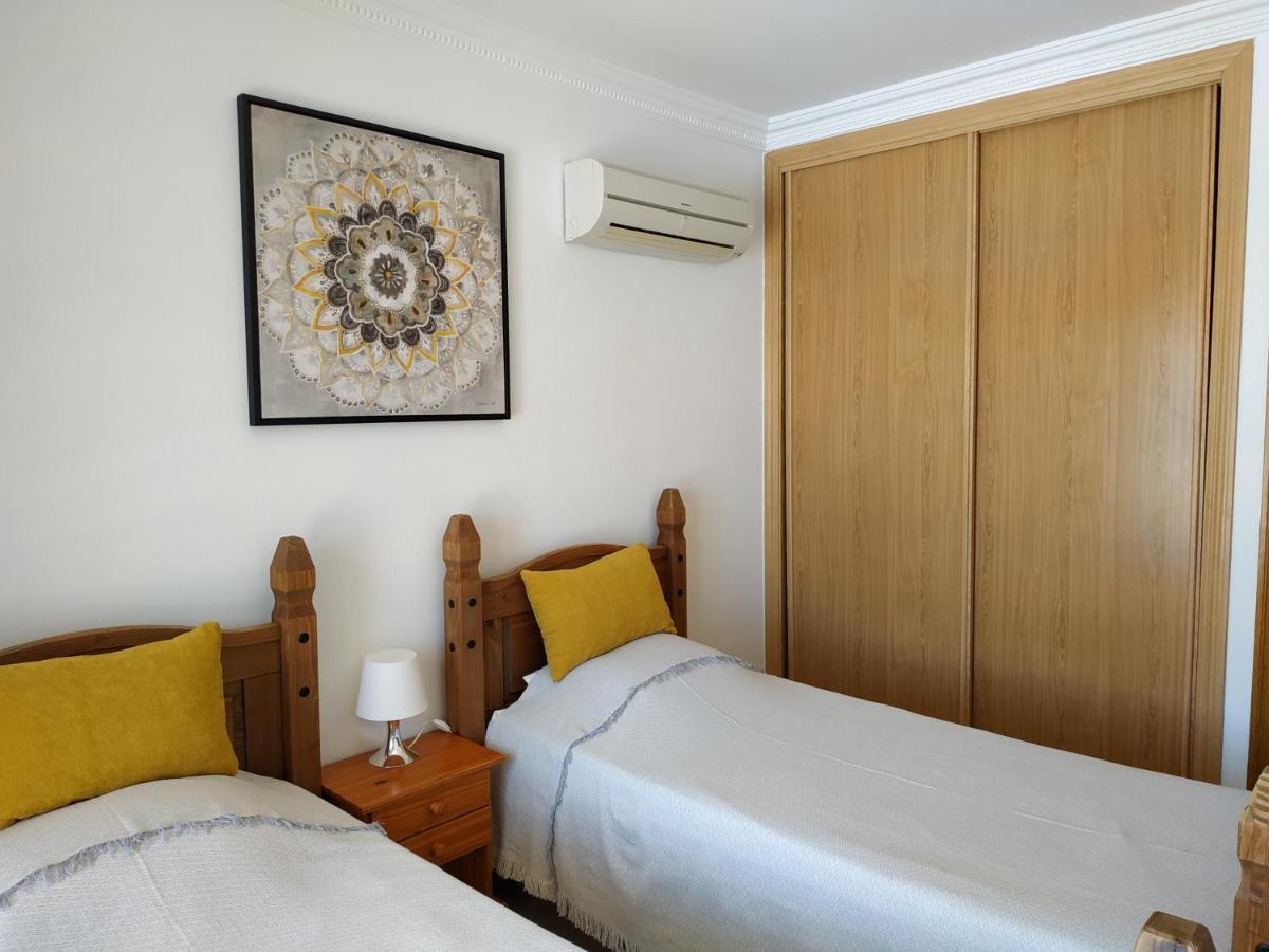 Villa Casa Del Sol 3 Bedroom Villa With Private Solar Covered 12M X 6M Pool Minimum Stay 7 Nights Chromecast And Wifi Throughout The Property Triquivijate Exterior photo
