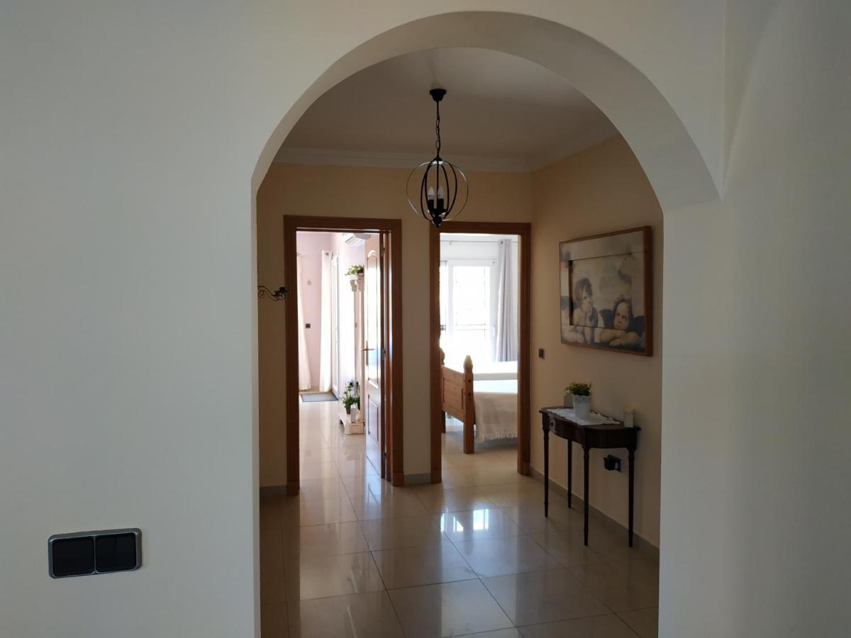 Villa Casa Del Sol 3 Bedroom Villa With Private Solar Covered 12M X 6M Pool Minimum Stay 7 Nights Chromecast And Wifi Throughout The Property Triquivijate Exterior photo