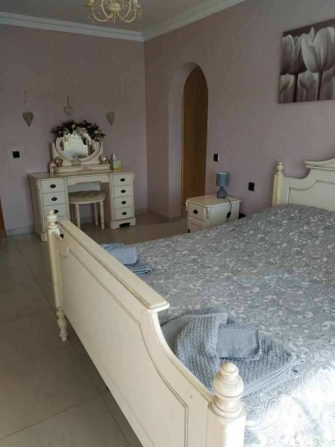 Villa Casa Del Sol 3 Bedroom Villa With Private Solar Covered 12M X 6M Pool Minimum Stay 7 Nights Chromecast And Wifi Throughout The Property Triquivijate Exterior photo