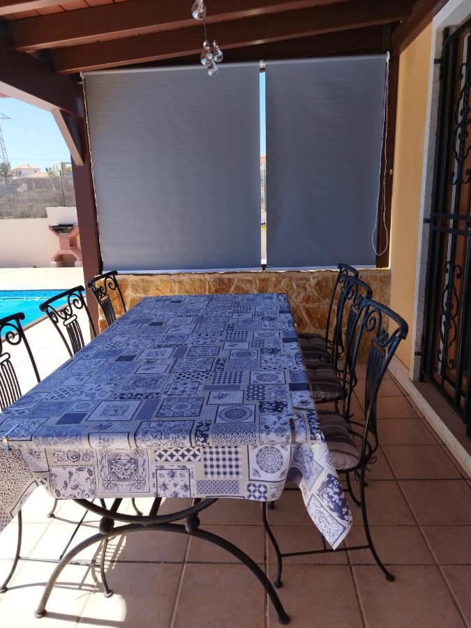 Villa Casa Del Sol 3 Bedroom Villa With Private Solar Covered 12M X 6M Pool Minimum Stay 7 Nights Chromecast And Wifi Throughout The Property Triquivijate Exterior photo