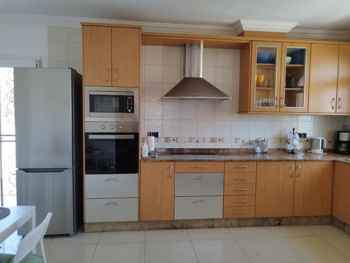Villa Casa Del Sol 3 Bedroom Villa With Private Solar Covered 12M X 6M Pool Minimum Stay 7 Nights Chromecast And Wifi Throughout The Property Triquivijate Exterior photo